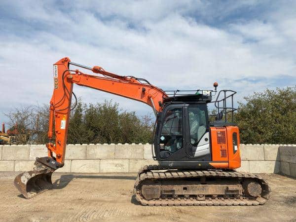 2017 Hitachi Hitachi Others