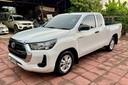 2021 TOYOTA Hilux