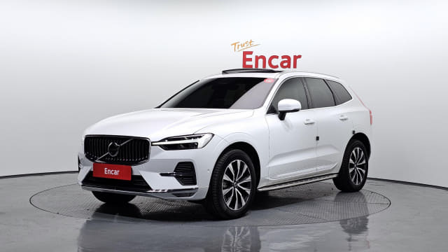 2023 VOLVO XC60