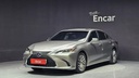 2021 LEXUS ES