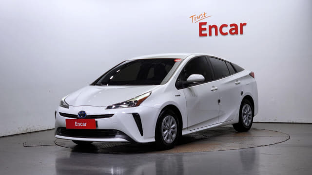 2019 TOYOTA Prius