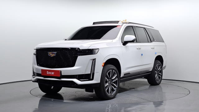 2021 CADILLAC Escalade