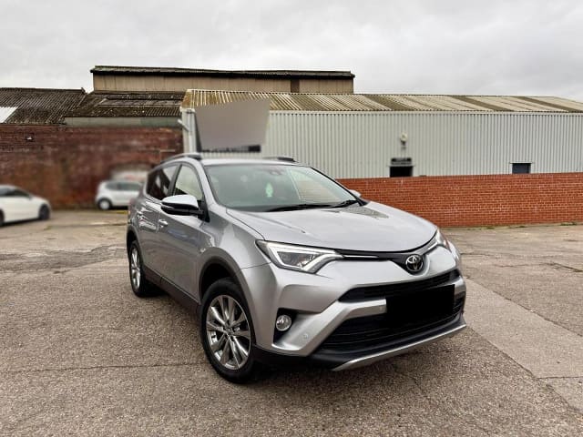 2017 TOYOTA RAV4