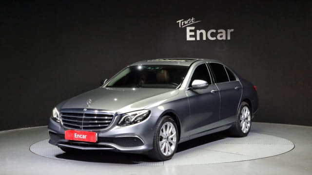 2020 MERCEDES-BENZ E-Class