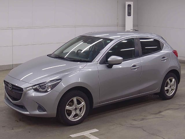 2016 MAZDA Demio