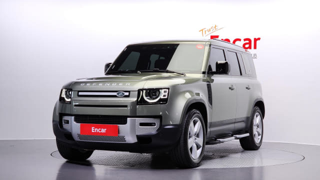 2022 LAND ROVER Defender