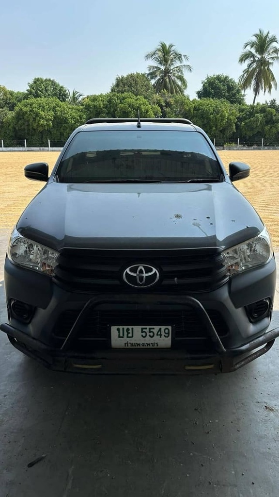 2017 TOYOTA Hilux