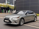 2021 LEXUS ES