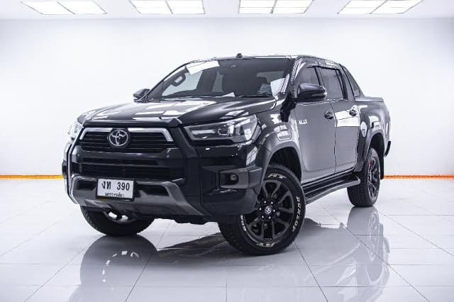 2021 TOYOTA Hilux