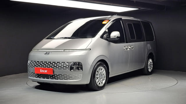 2023 HYUNDAI Staria