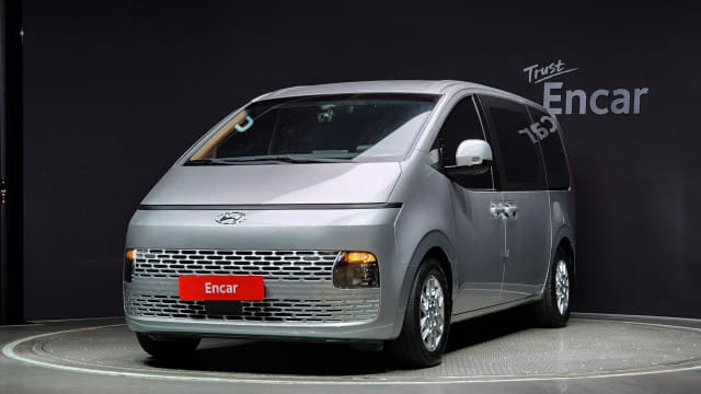 2022 HYUNDAI Staria