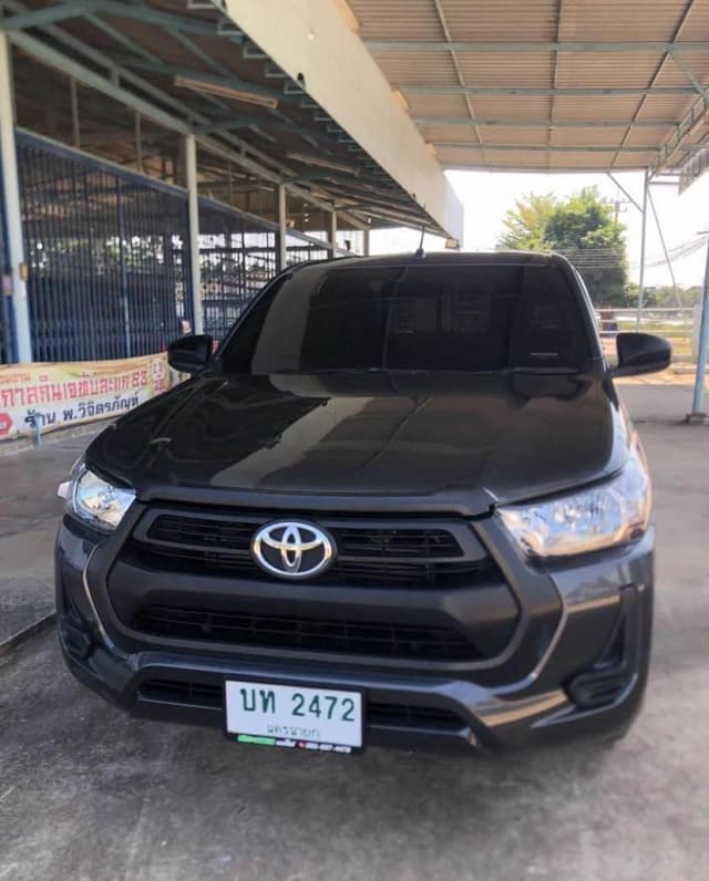 2021 TOYOTA Hilux