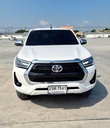 2021 TOYOTA Hilux