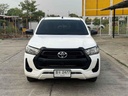 2021 TOYOTA Hilux