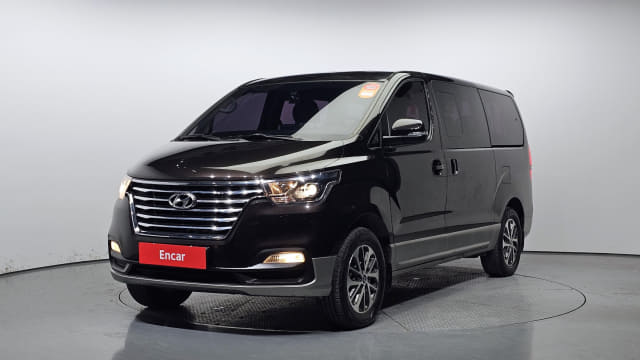2018 HYUNDAI Grand Starex