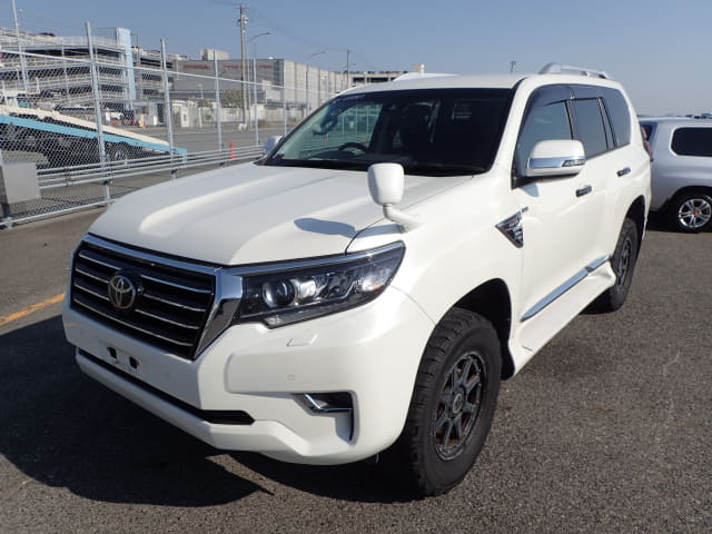 2018 TOYOTA Land Cruiser Prado