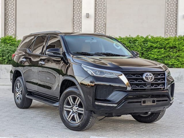 2021 TOYOTA Fortuner