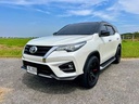 2018 TOYOTA Fortuner