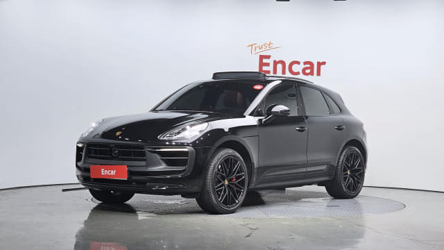 2022 Porsche MACAN