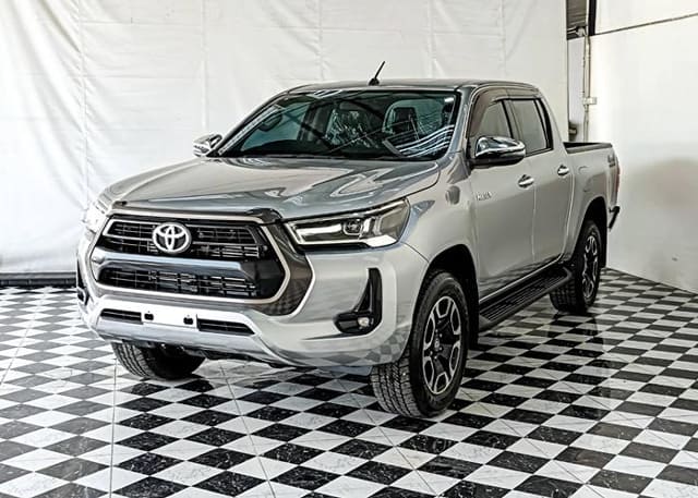 2020 TOYOTA Hilux