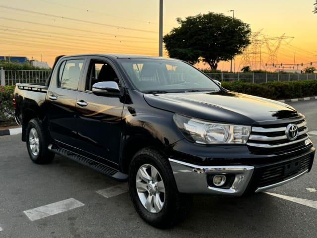 2017 TOYOTA Hilux