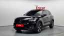 2019 VOLVO XC40