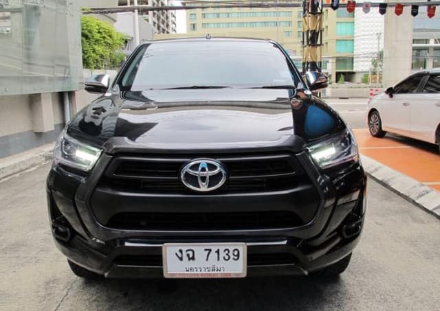 2020 TOYOTA Hilux