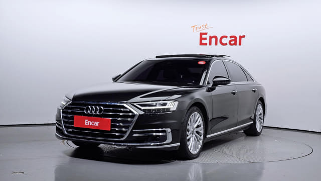 2018 AUDI A8