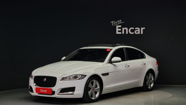 2018 JAGUAR XF