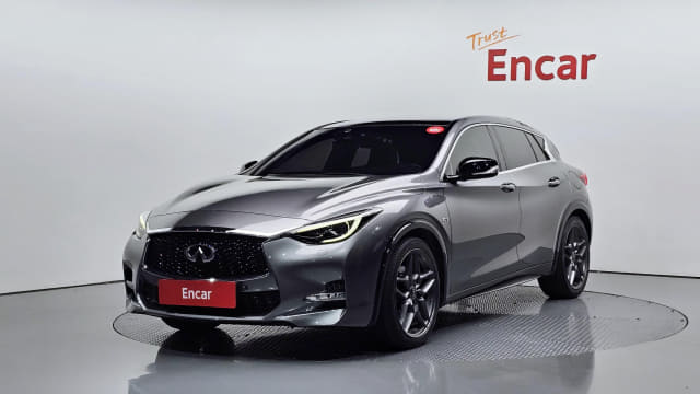 2017 Infiniti Q30