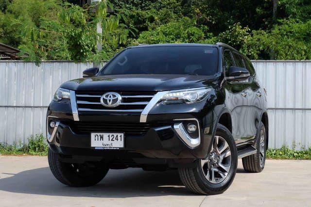 2018 TOYOTA Fortuner