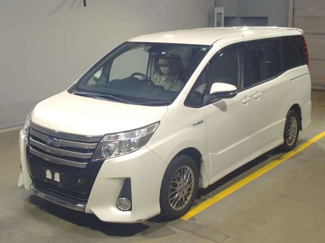 2016 TOYOTA Noah Hybrid, 