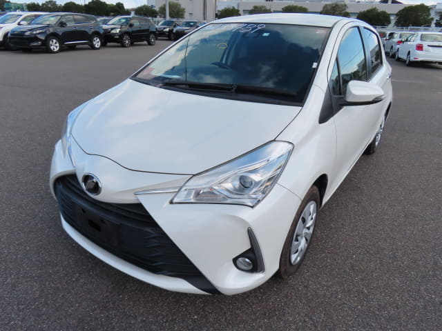 2019 TOYOTA Vitz