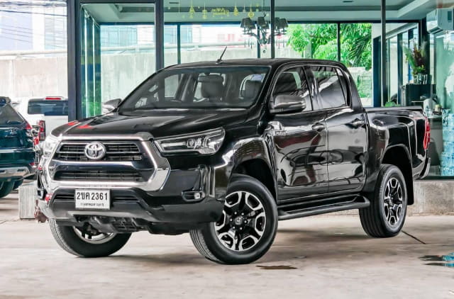 2021 TOYOTA Hilux