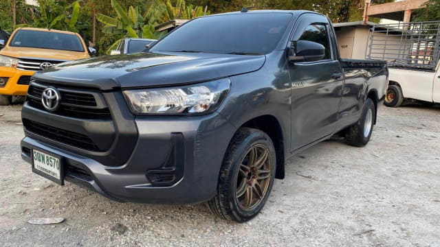 2022 TOYOTA Hilux, 