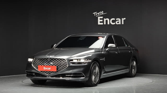 2021 Genesis G90