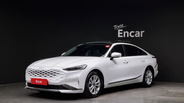 2022 KIA K8, 