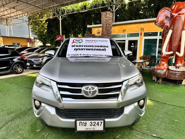 2018 TOYOTA Fortuner