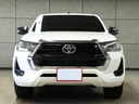 2023 TOYOTA Hilux