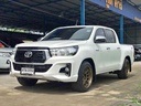 2020 TOYOTA Hilux