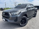 2021 TOYOTA Hilux