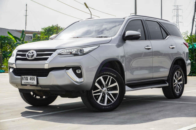 2018 TOYOTA Fortuner