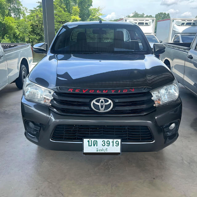 2019 TOYOTA Hilux