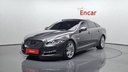 2018 JAGUAR XJ Series