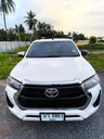 2021 TOYOTA Hilux