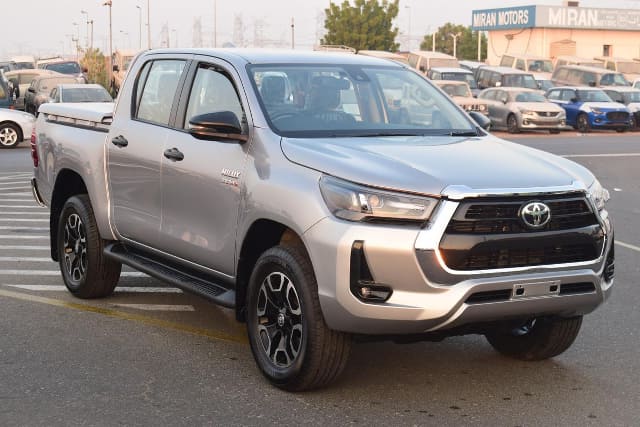 2022 TOYOTA Hilux, 