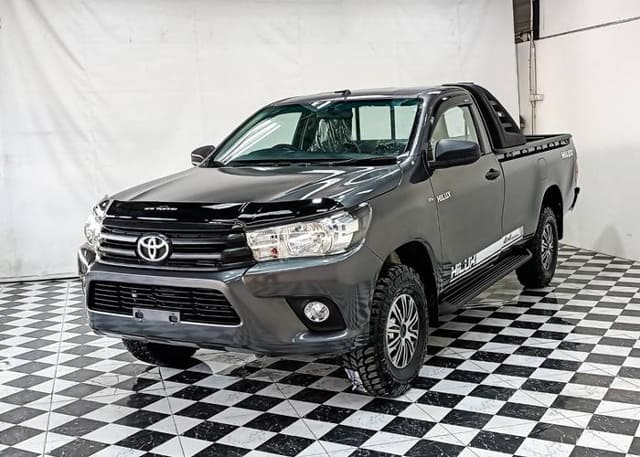 2018 TOYOTA Hilux