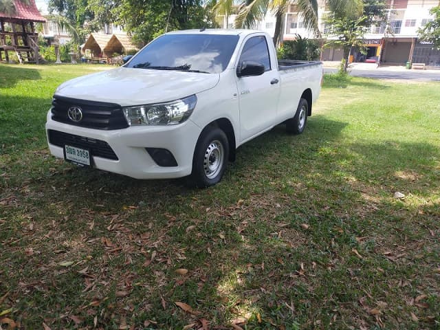 2018 TOYOTA Hilux