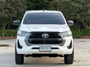 2019 TOYOTA Hilux