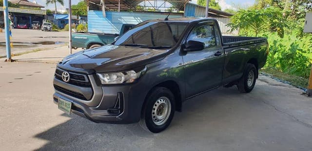 2020 TOYOTA Hilux